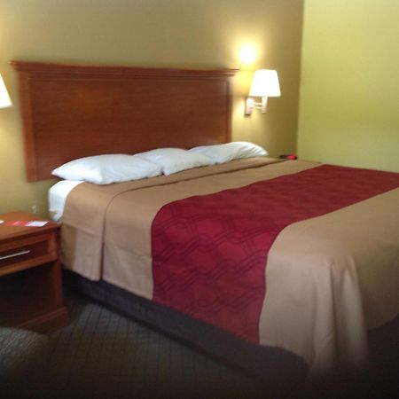 Econo Lodge Пікаюн Номер фото